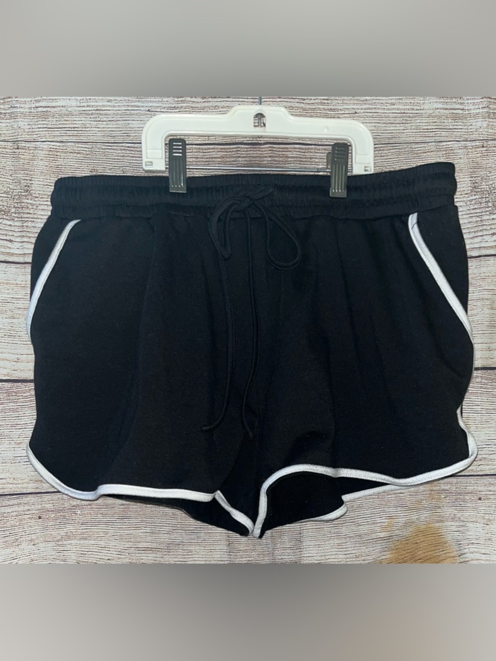 🤎3/$10 Women's Black Drawstring Athletic Shorts with Contrast Trim Size XL - Picture 2 of 7